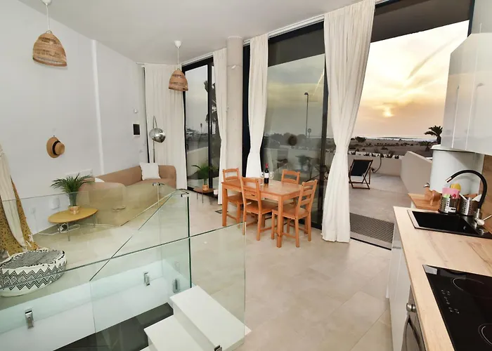 Lejlighed Sunset House *