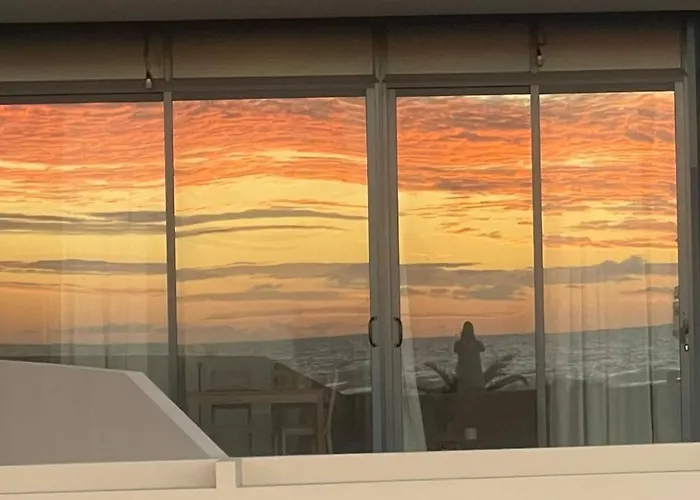 Sunset House Apartament *